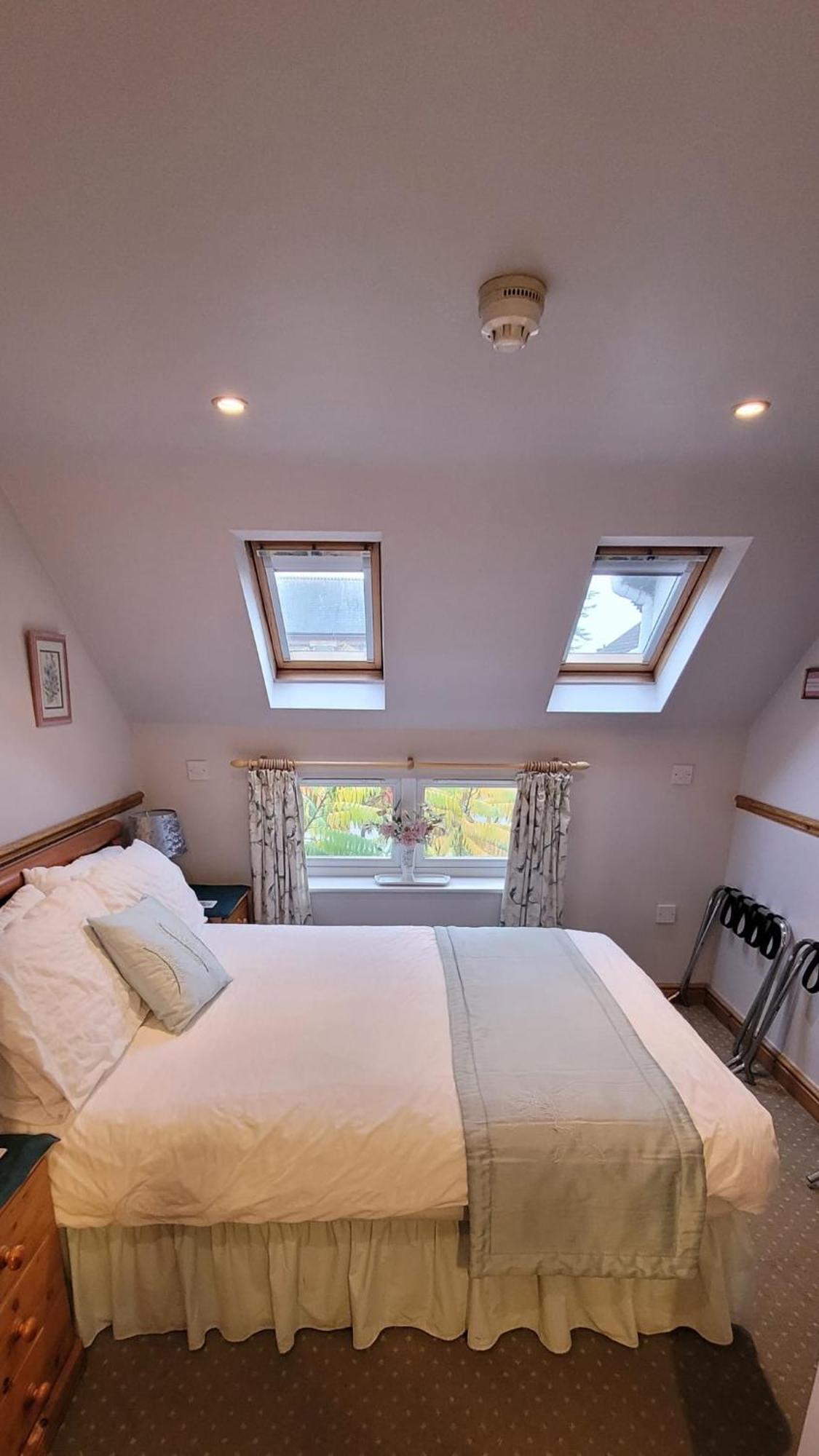 Bed and Breakfast Alington House CBG Exterior foto